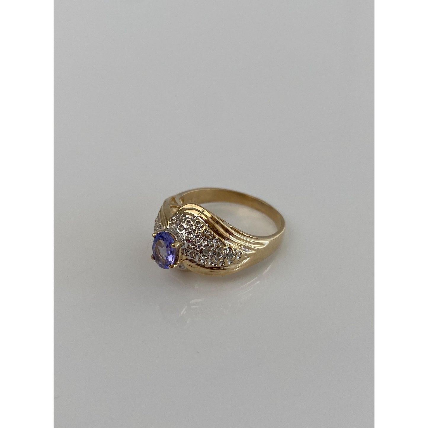 Solid 14k White & Yellow Gold Diamond Tanzanite Ring - Size 5.75