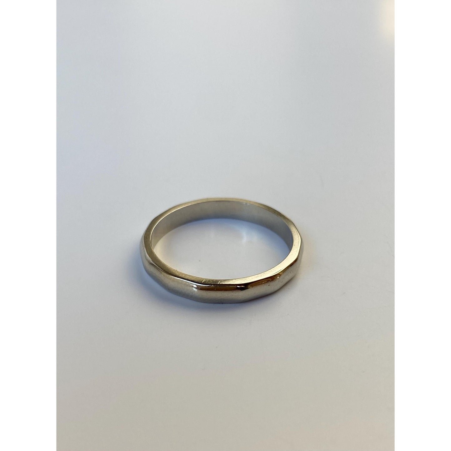 Vintage Solid 14k White Gold Facet Texture Ring Band - Size 7