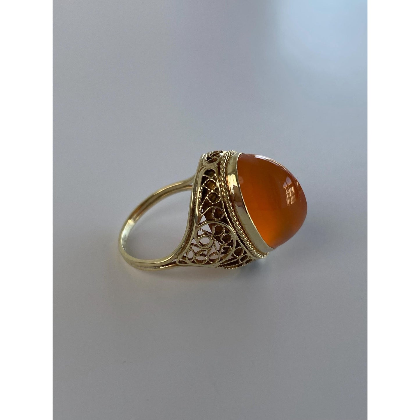 Vintage Solid 14k Yellow Gold Carnelian Ring - Size 5