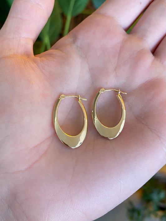 Vintage 14k Yellow Gold Oval Hoop Earrings