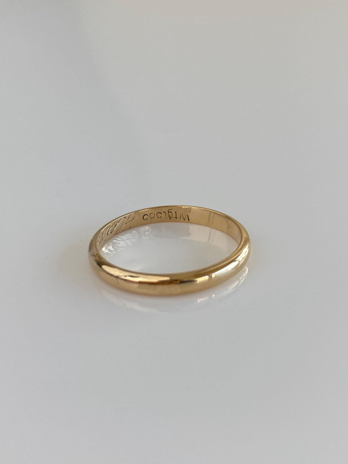 Vintage Solid 14k Yellow Gold Ring Band - Size 7