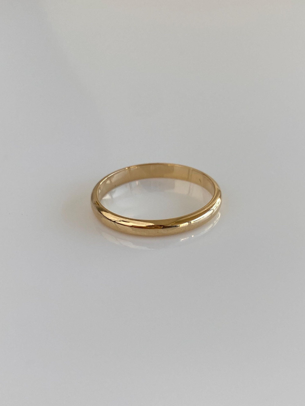 Vintage Solid 14k Yellow Gold Ring Band - Size 7