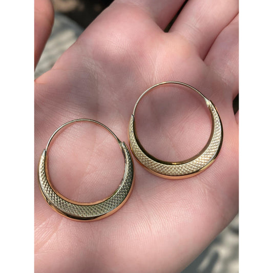 Vintage 14k Yellow Gold Designed Hoop Earrings