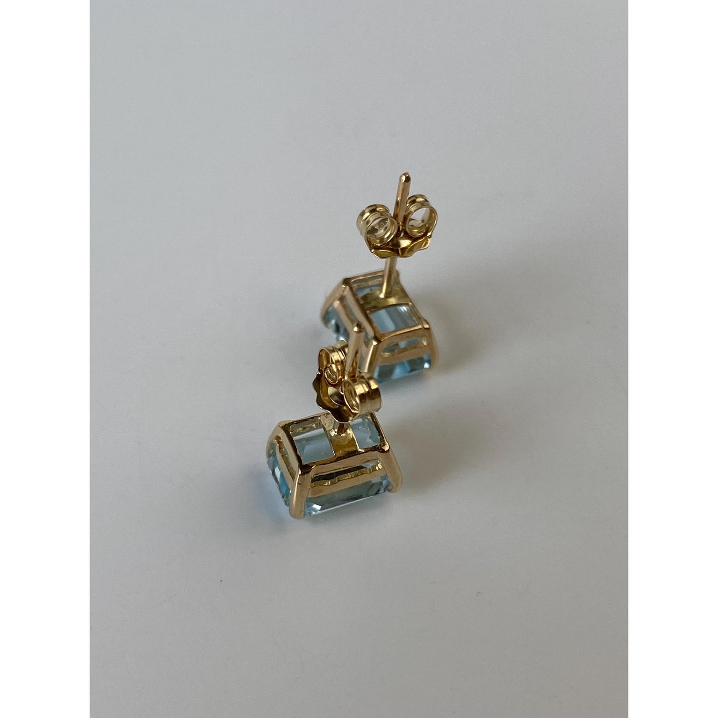 Vintage Solid 14k Yellow Gold Topaz Stud Earrings