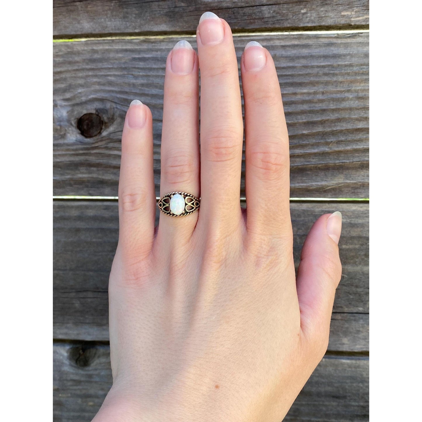 Vintage Solid 10k Yellow Gold Opal Ring - Size 5