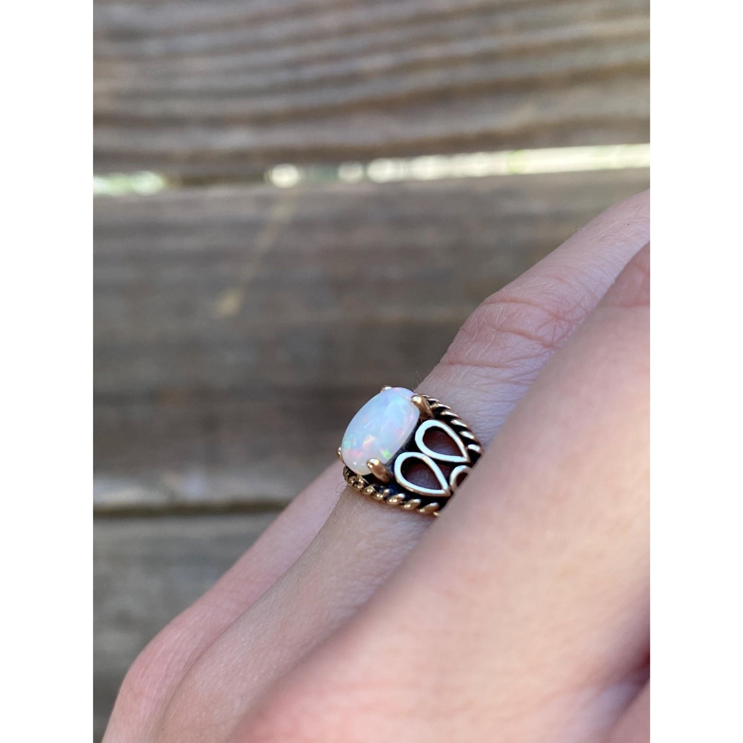 Vintage Solid 10k Yellow Gold Opal Ring - Size 5