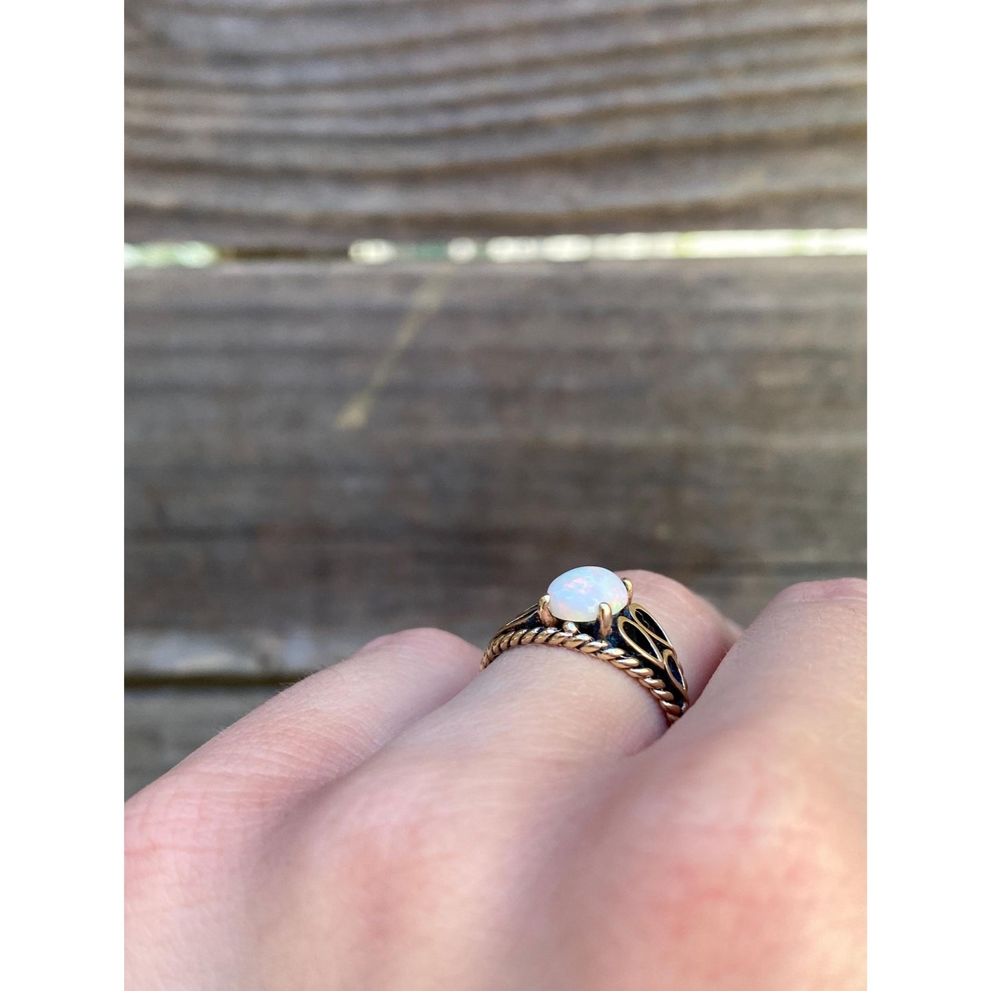 Vintage Solid 10k Yellow Gold Opal Ring - Size 5