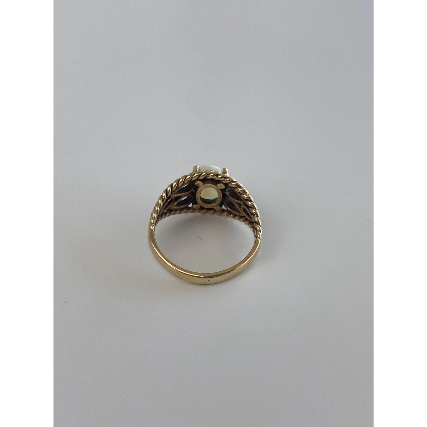 Vintage Solid 10k Yellow Gold Opal Ring - Size 5