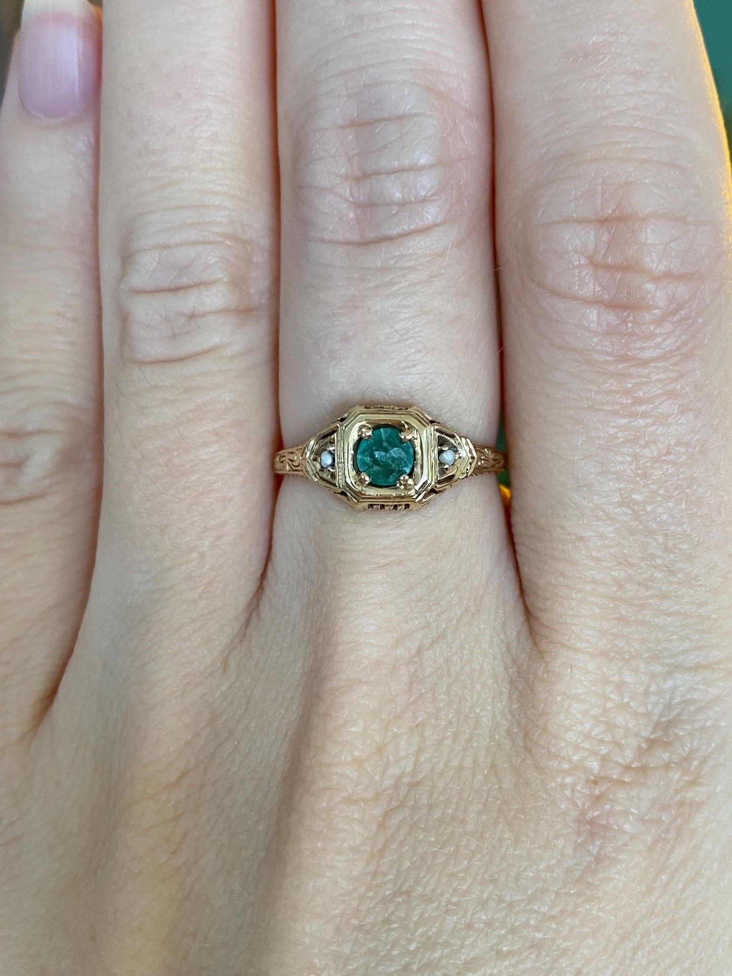 Vintage Solid 14k Yellow Gold Emerald Seed Pearl Art Deco Ring - Size 6.5