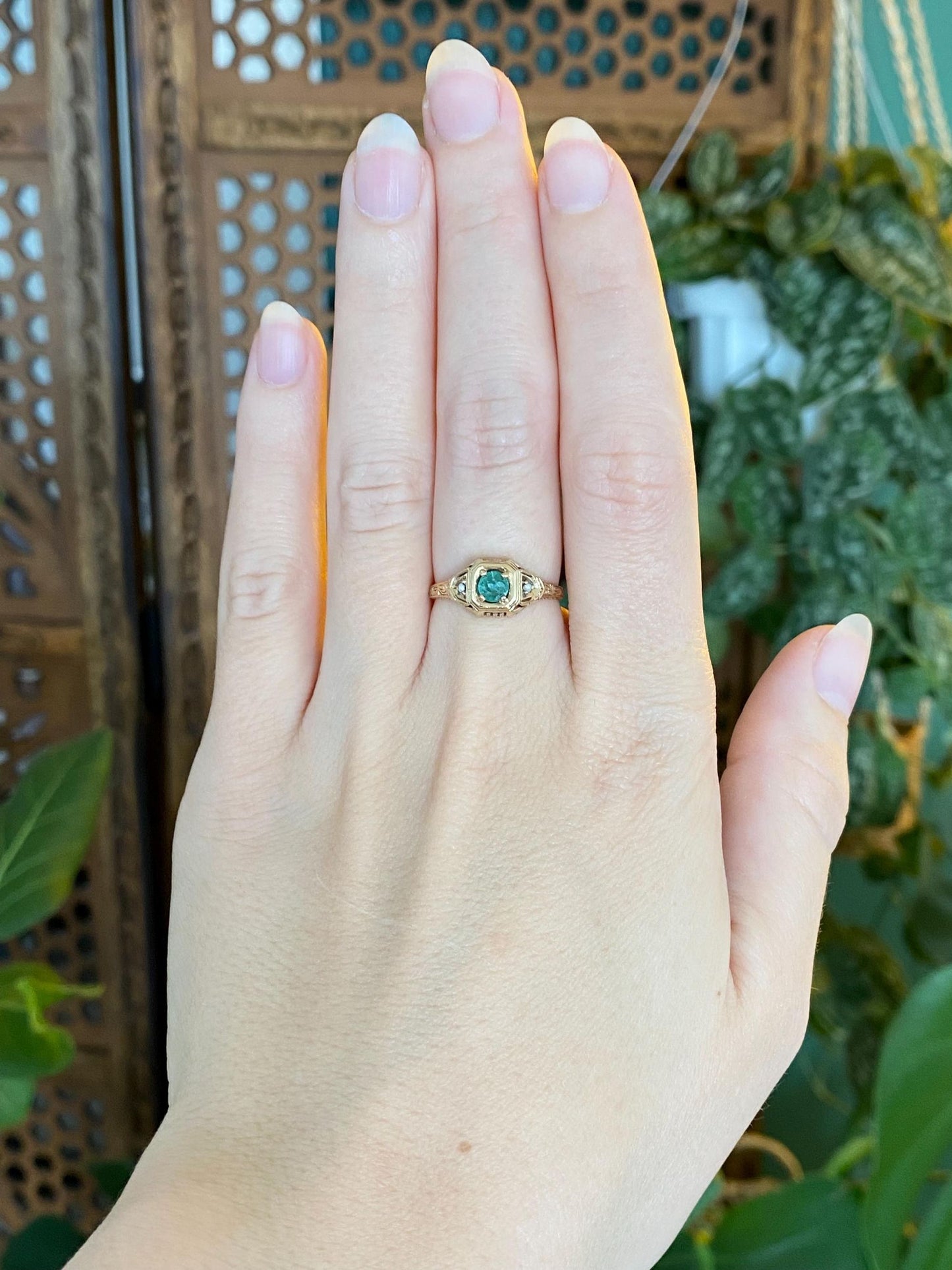 Vintage Solid 14k Yellow Gold Emerald Seed Pearl Art Deco Ring - Size 6.5