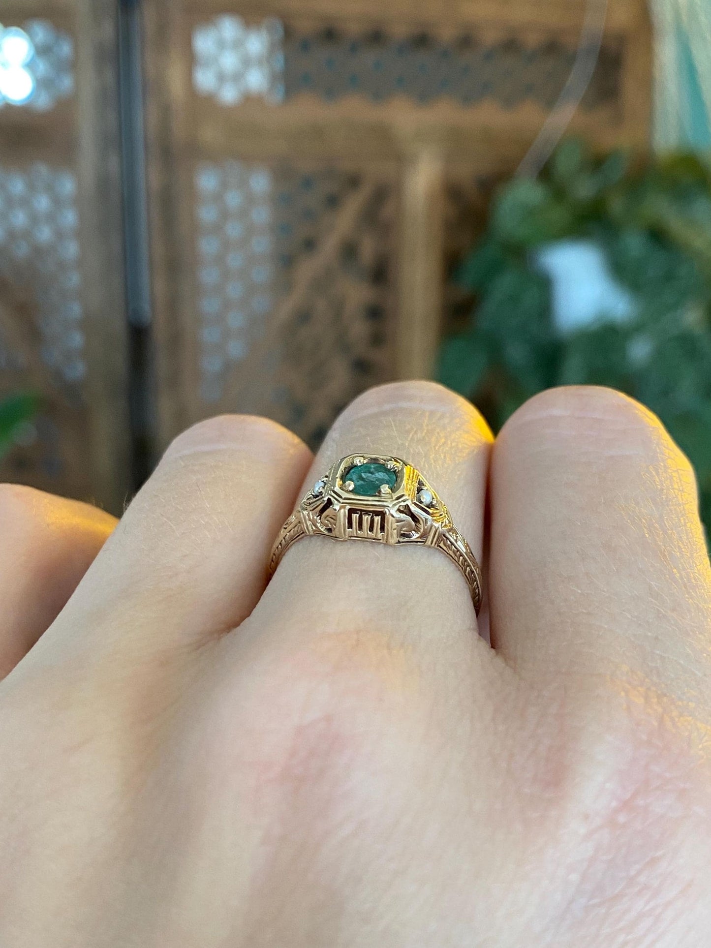 Vintage Solid 14k Yellow Gold Emerald Seed Pearl Art Deco Ring - Size 6.5