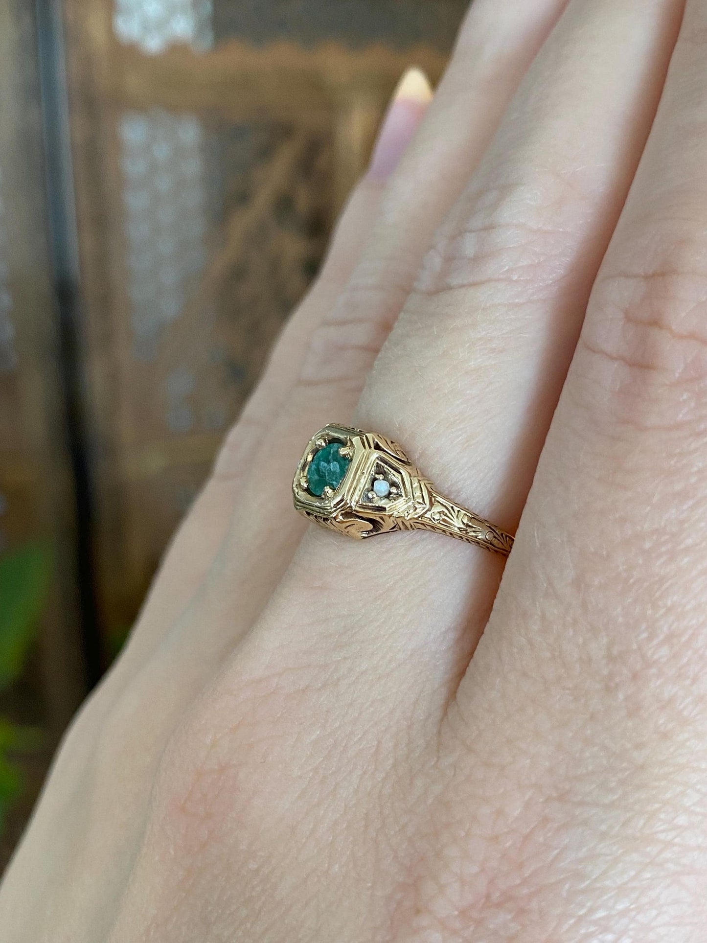 Vintage Solid 14k Yellow Gold Emerald Seed Pearl Art Deco Ring - Size 6.5