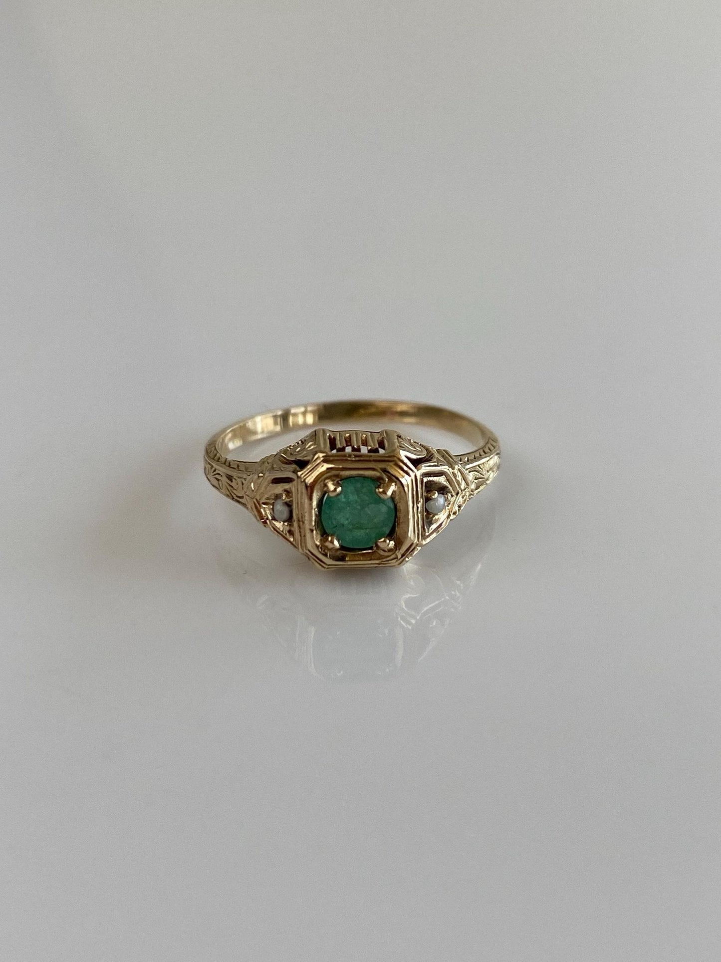Vintage Solid 14k Yellow Gold Emerald Seed Pearl Art Deco Ring - Size 6.5