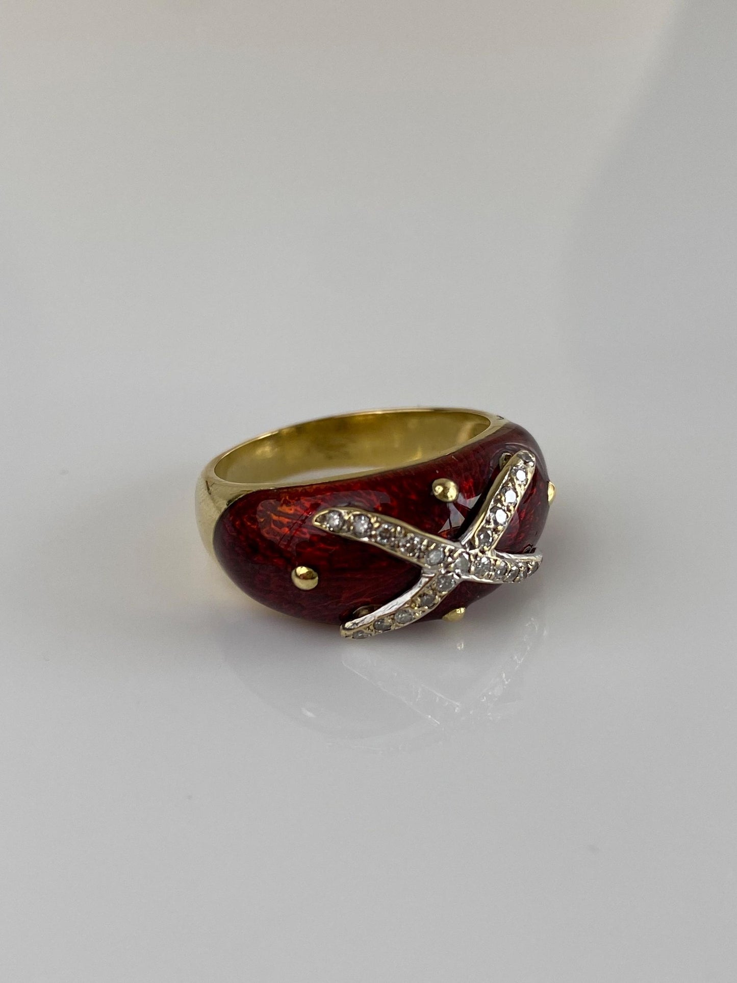 Vintage Solid 18k White & Yellow Gold Diamond Red Enamel Ring Band - Size 8