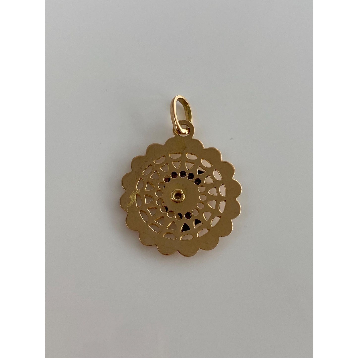 Vintage Solid 18k Yellow Gold Engine Turned Egyptian Nefretiti Charm