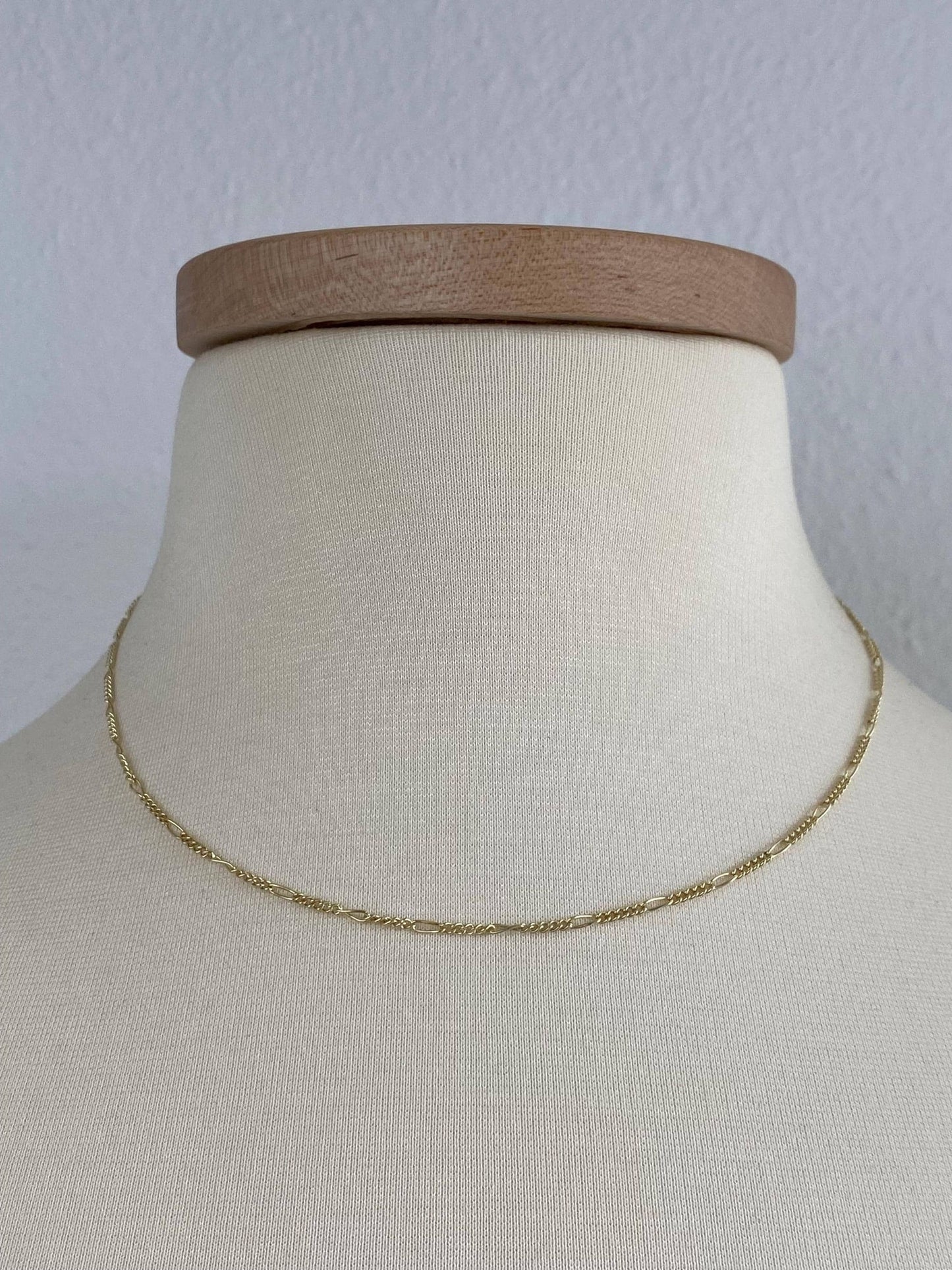 Vintage Solid 14k Yellow Gold Dainty Figaro Chain Necklace - 17 inches