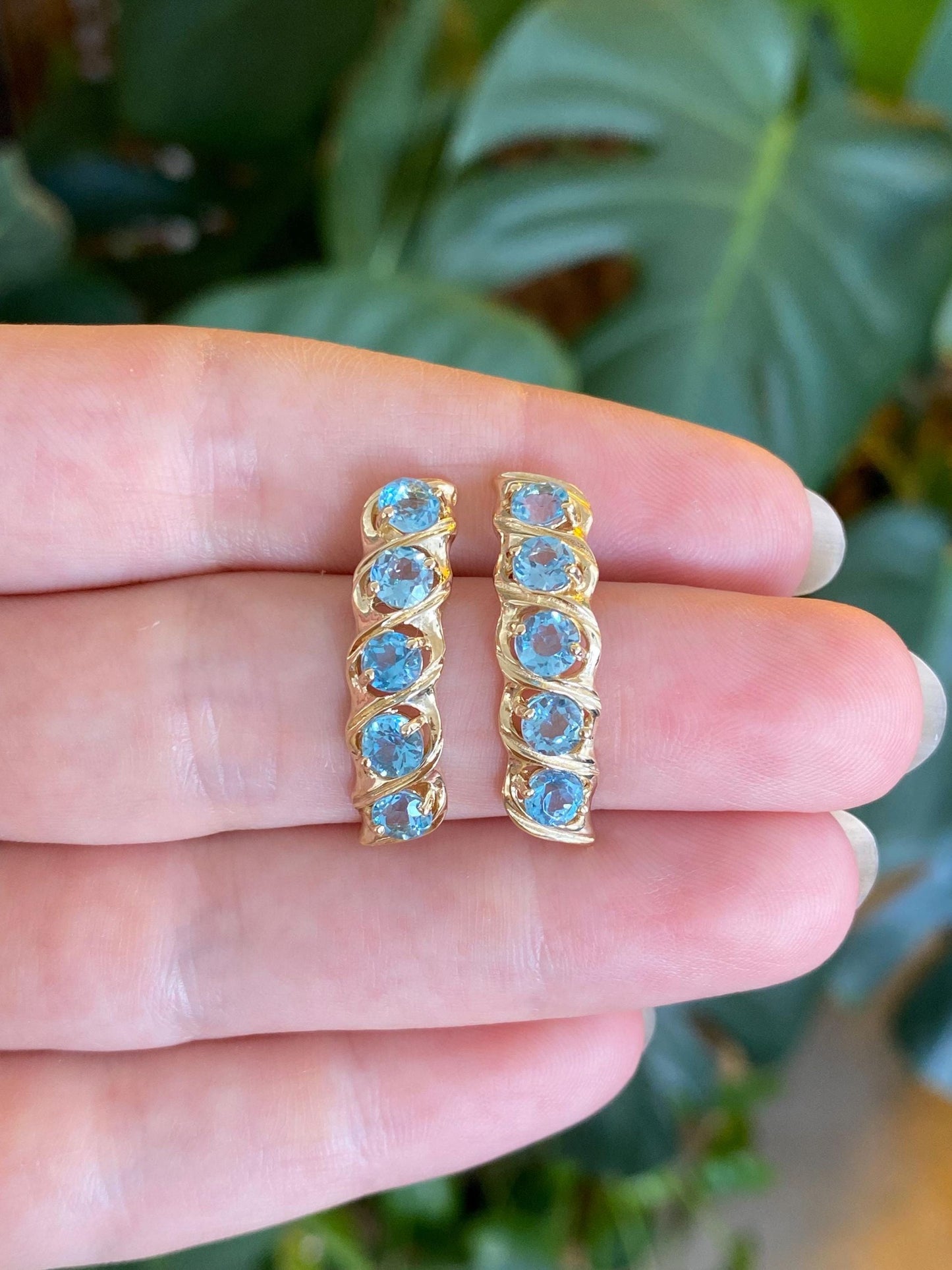 Vintage Solid 14k Yellow Gold Topaz Drop Earrings
