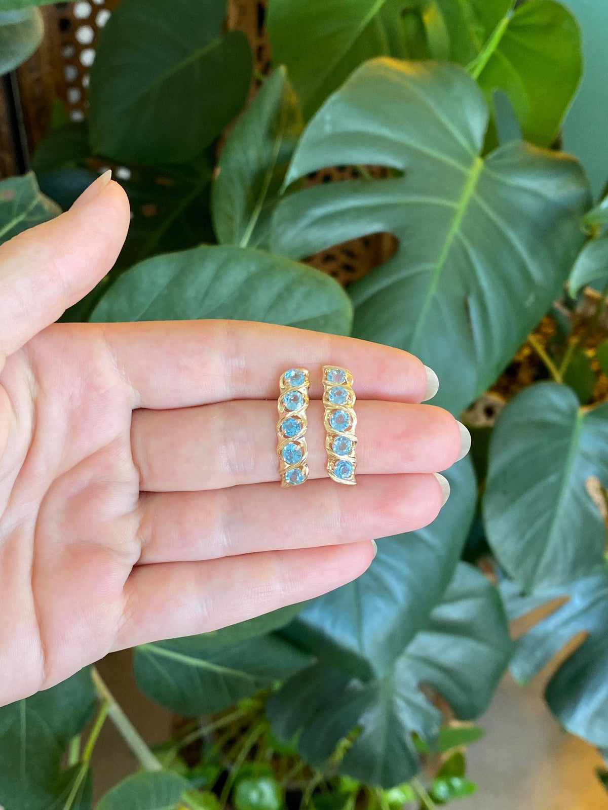 Vintage Solid 14k Yellow Gold Topaz Drop Earrings