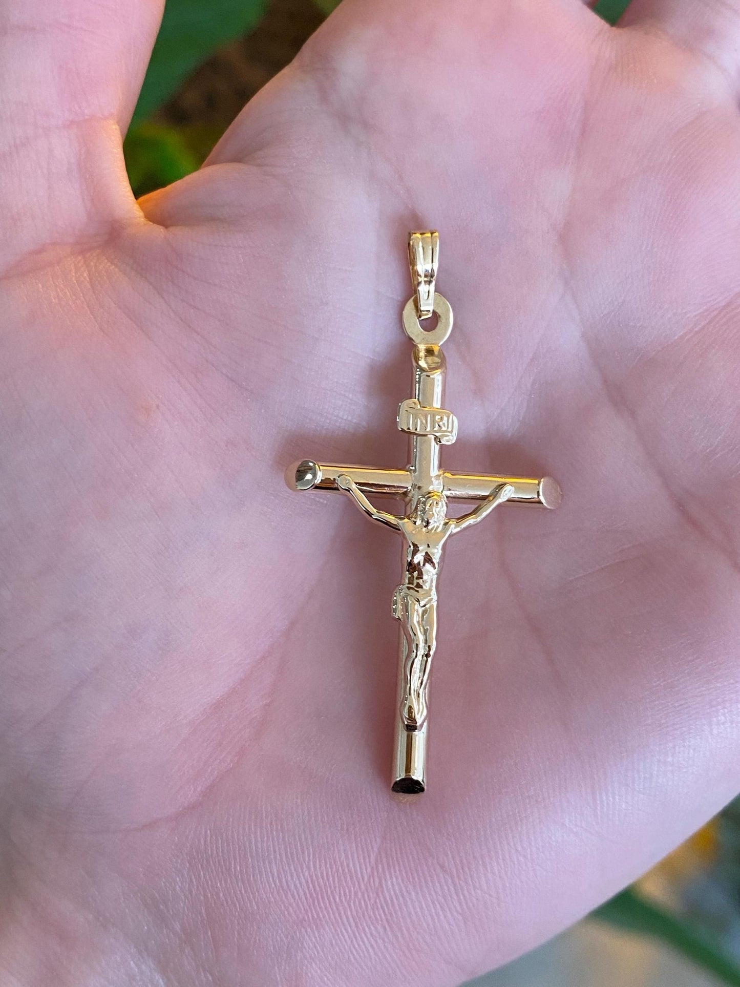 Vintage 14k Yellow Gold Crucifix Cross Charm