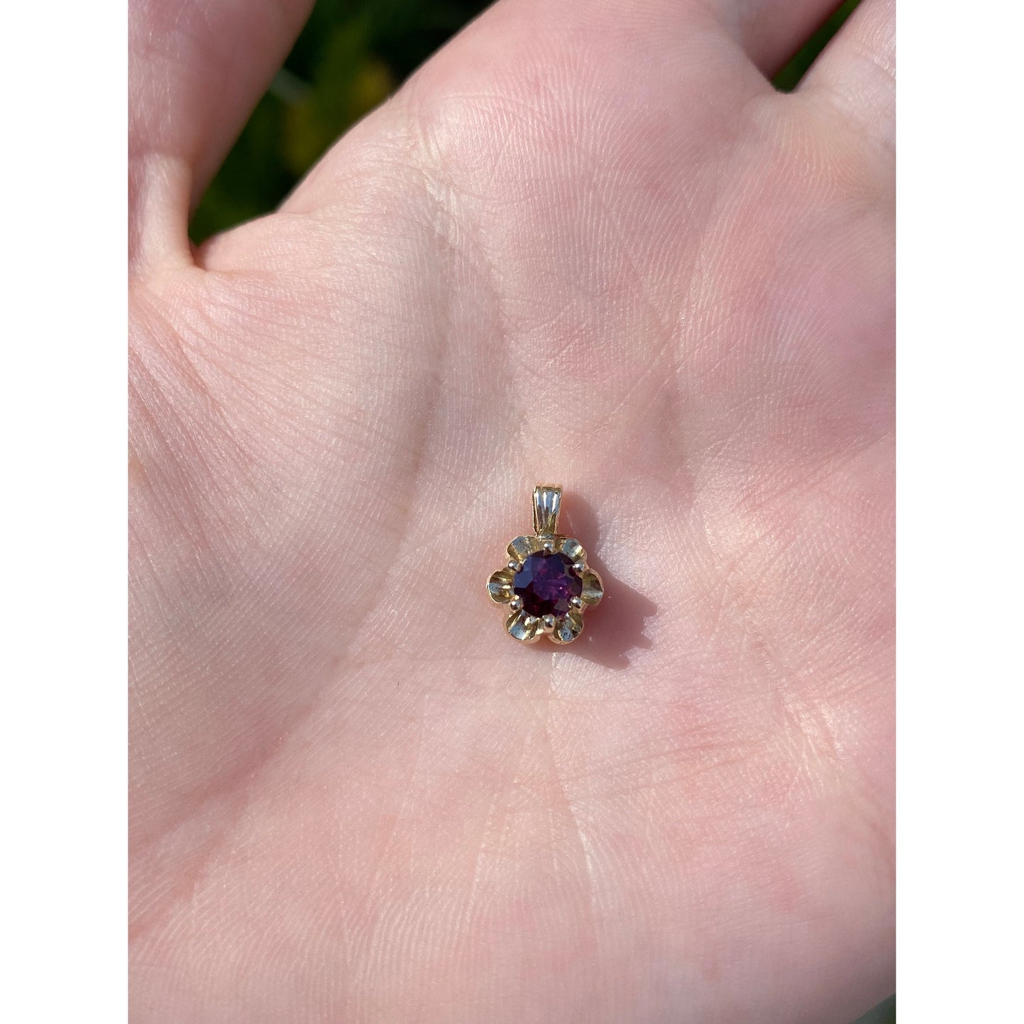 Vintage Solid 14k Yellow Gold Purple Spinel Flower Charm