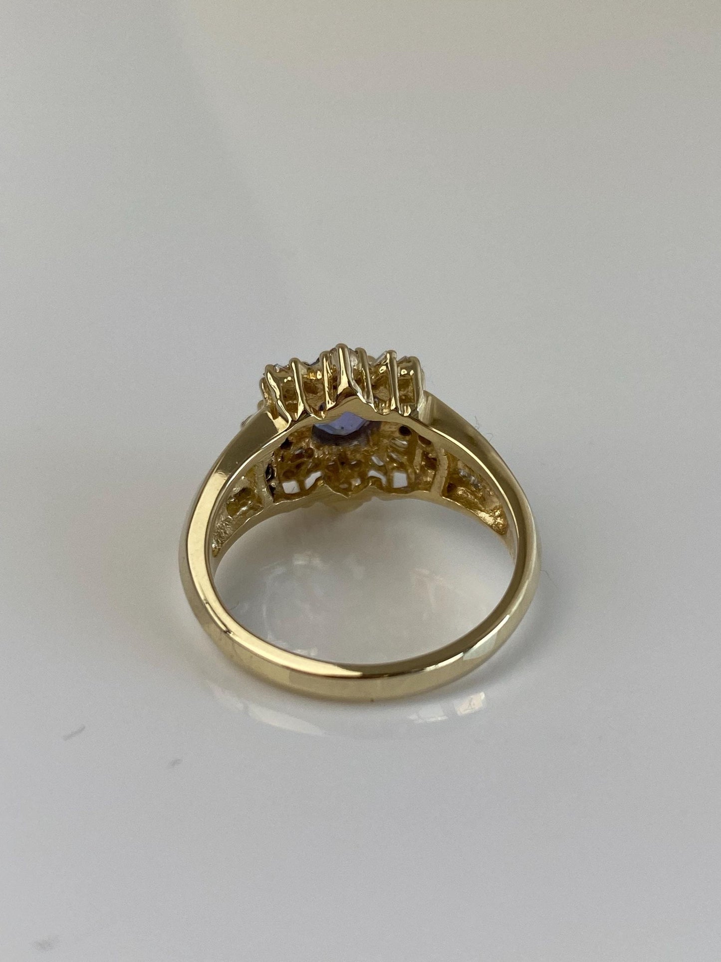 Vintage Solid 14k Yellow Gold Diamond Halo Tanzanite Ring - Size 6.75