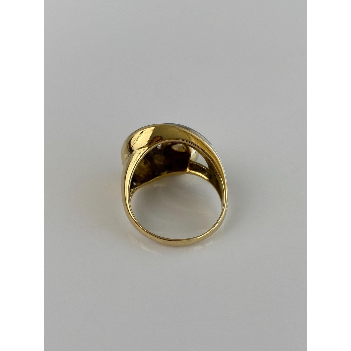 Vintage Solid 18k White & Yellow Gold Wave Ring Band - Size 7.75