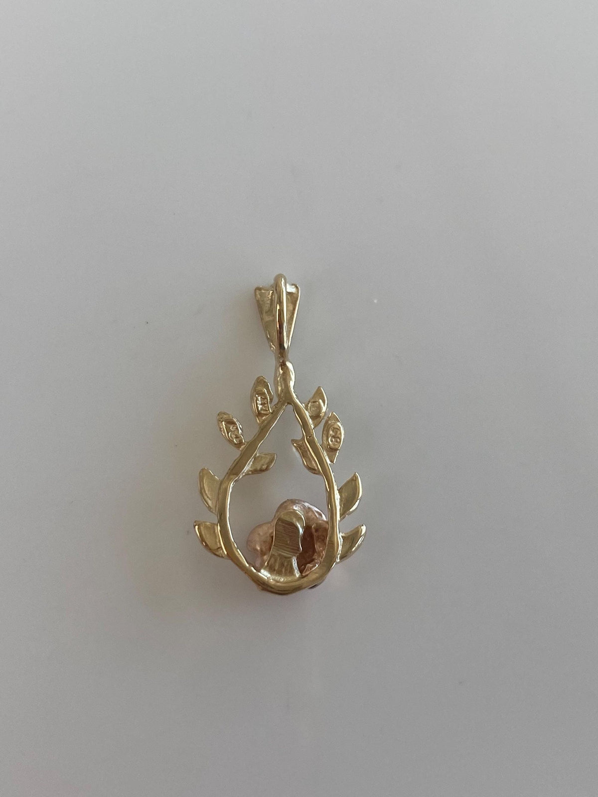 Vintage Solid 14k Yellow & Rose Gold Diamond Cut Rose Leaves Charm