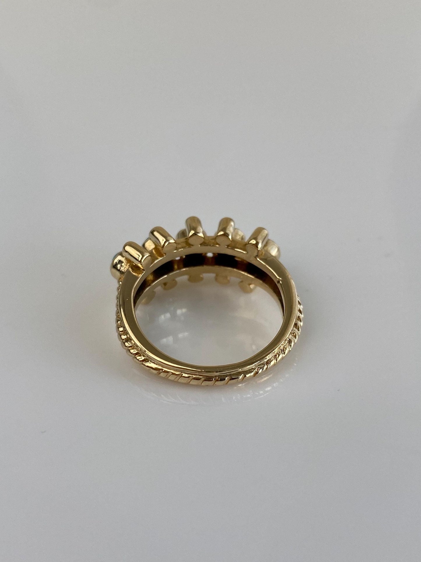Vintage Solid 14k Yellow Gold Turquoise Row Ring - Size 6.25