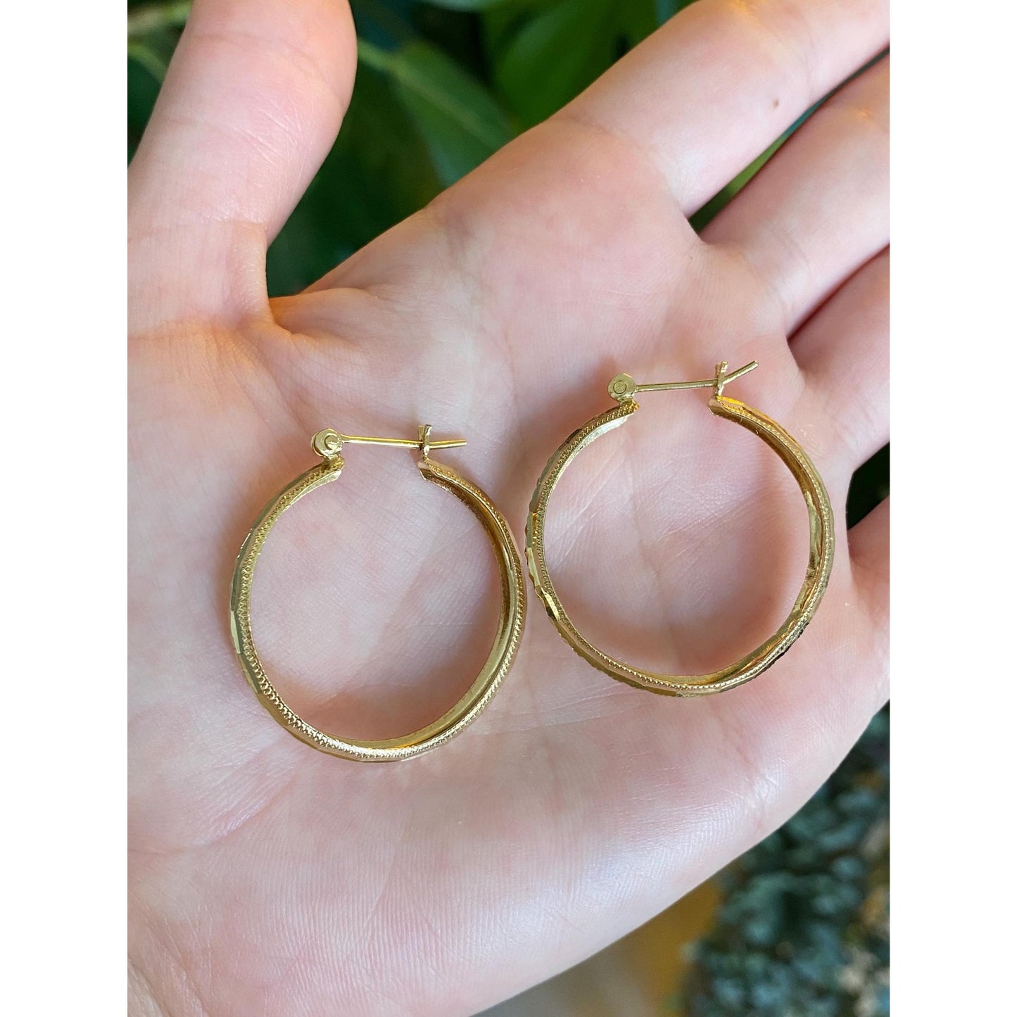 Vintage Solid 14k Yellow Gold Diamond Cut Hoop Earrings