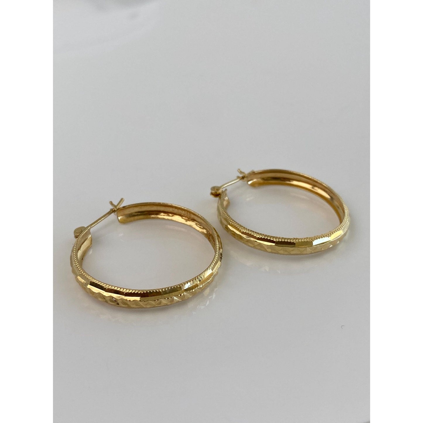 Vintage Solid 14k Yellow Gold Diamond Cut Hoop Earrings