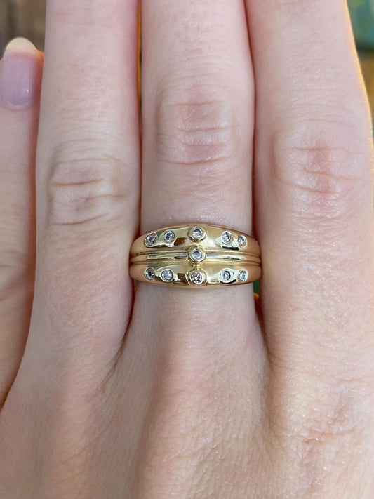 Vintage Solid 14k Yellow Gold Bezel Set Diamond Ring Band - Size 6.5