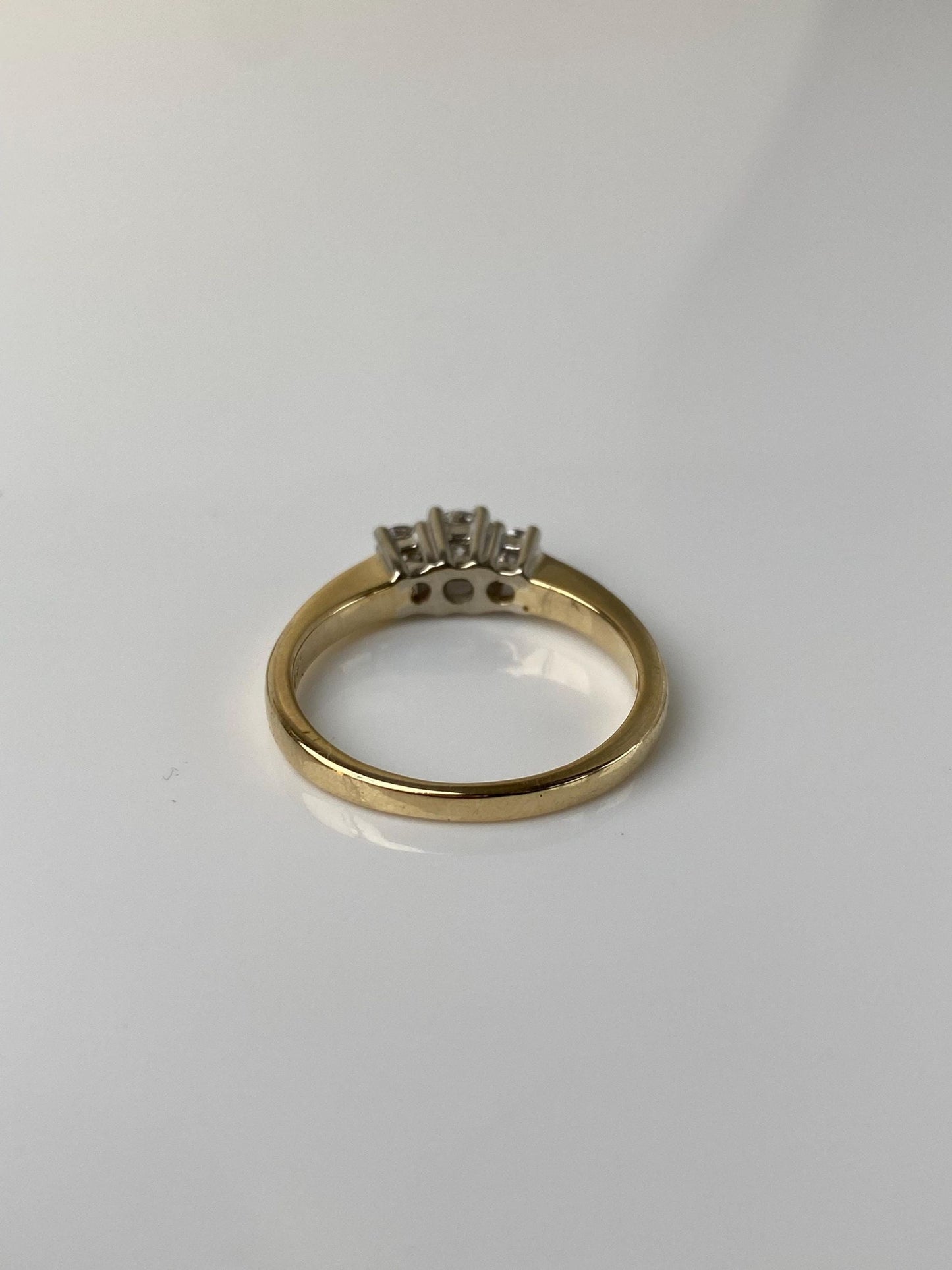 Vintage Solid 14k White & Yellow Gold Diamond Ring - Size 8.75
