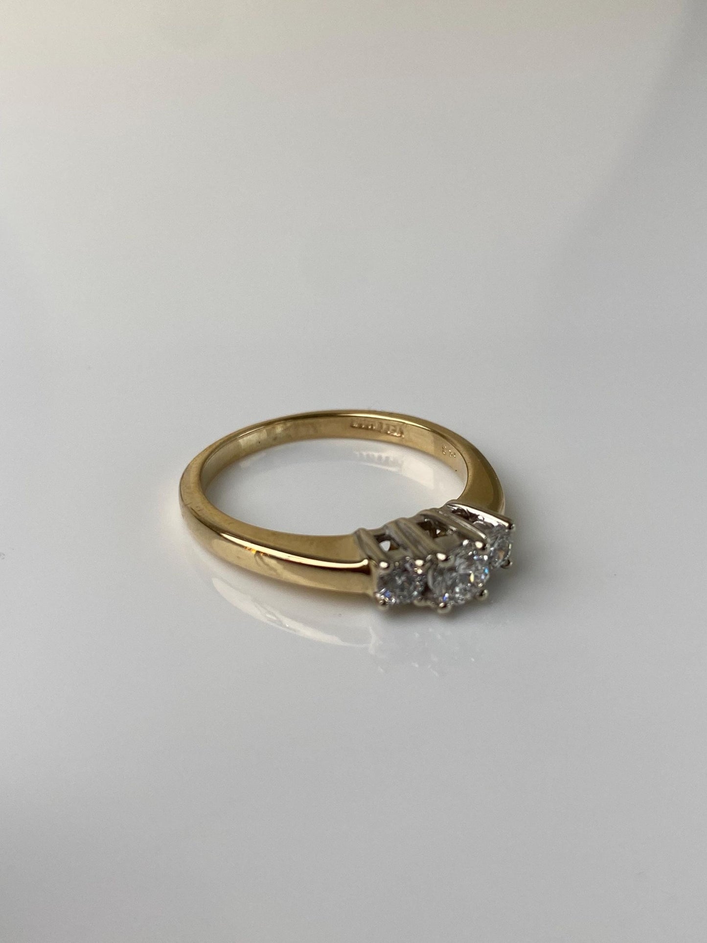 Vintage Solid 14k White & Yellow Gold Diamond Ring - Size 8.75