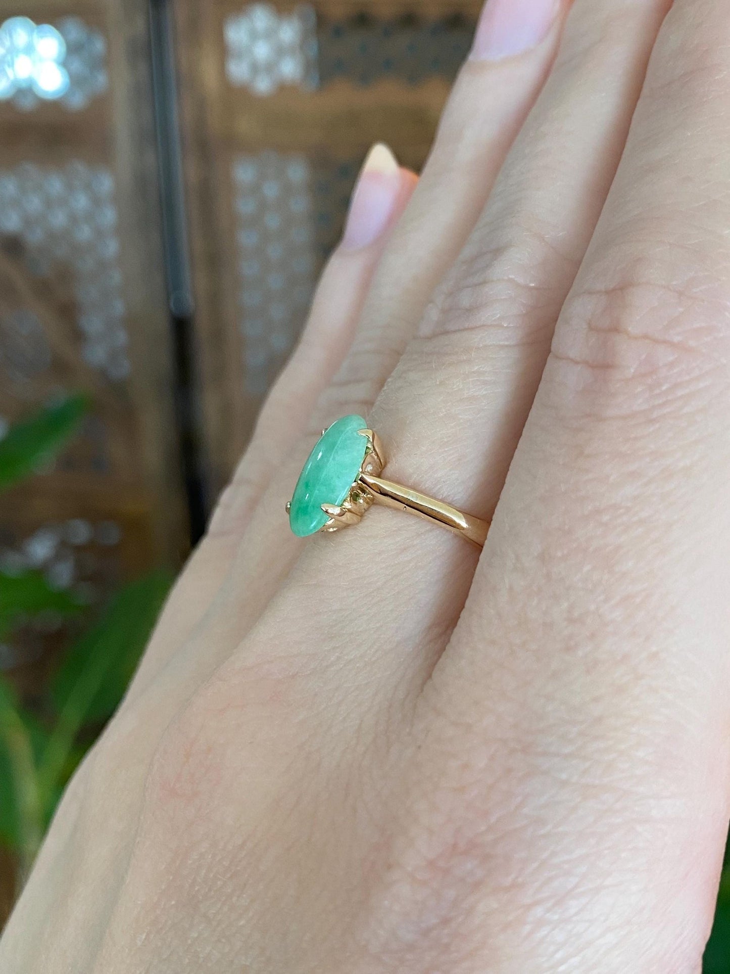 Vintage Solid 14k Yellow Gold Jade Ring - Size 7