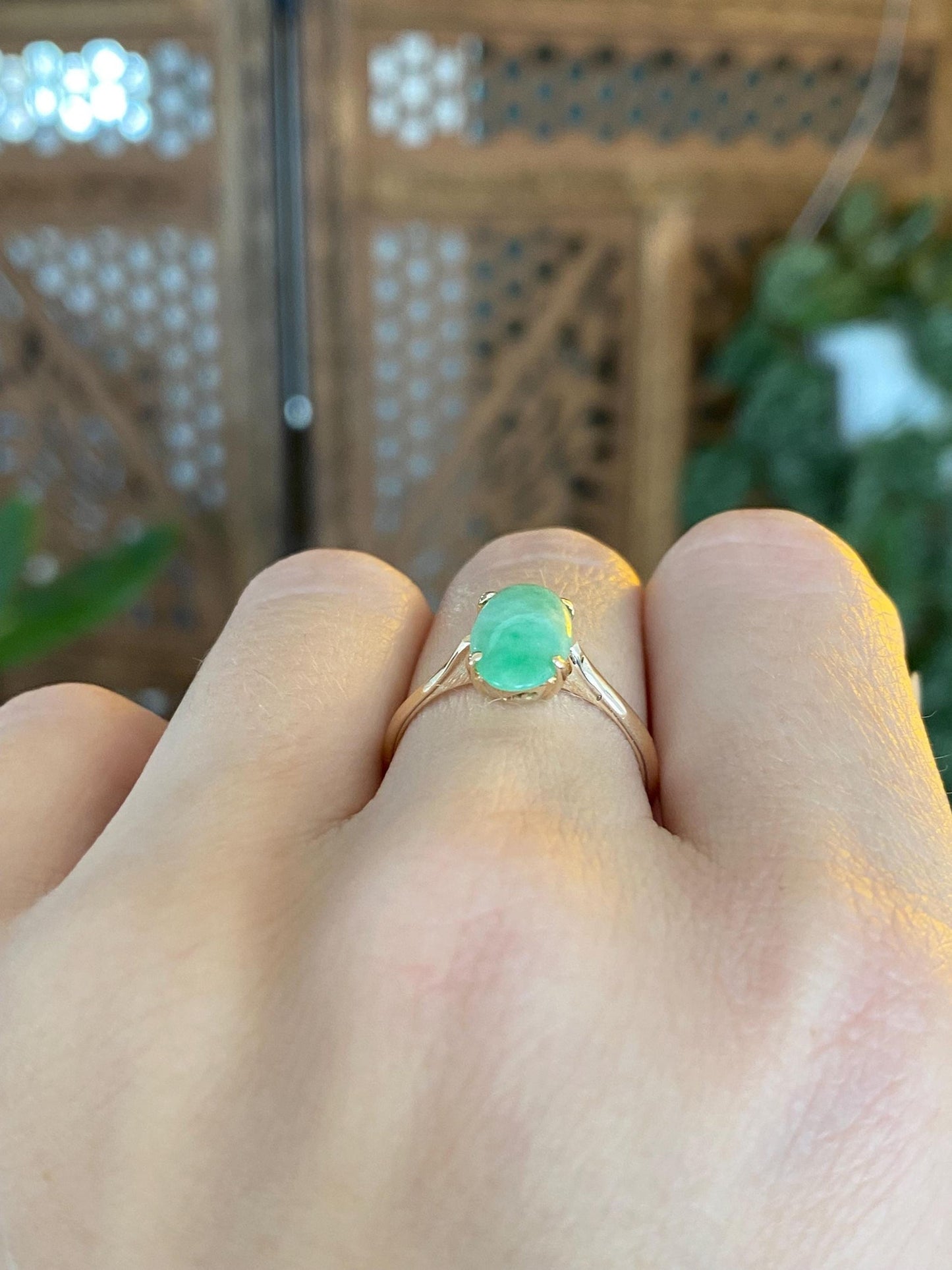 Vintage Solid 14k Yellow Gold Jade Ring - Size 7