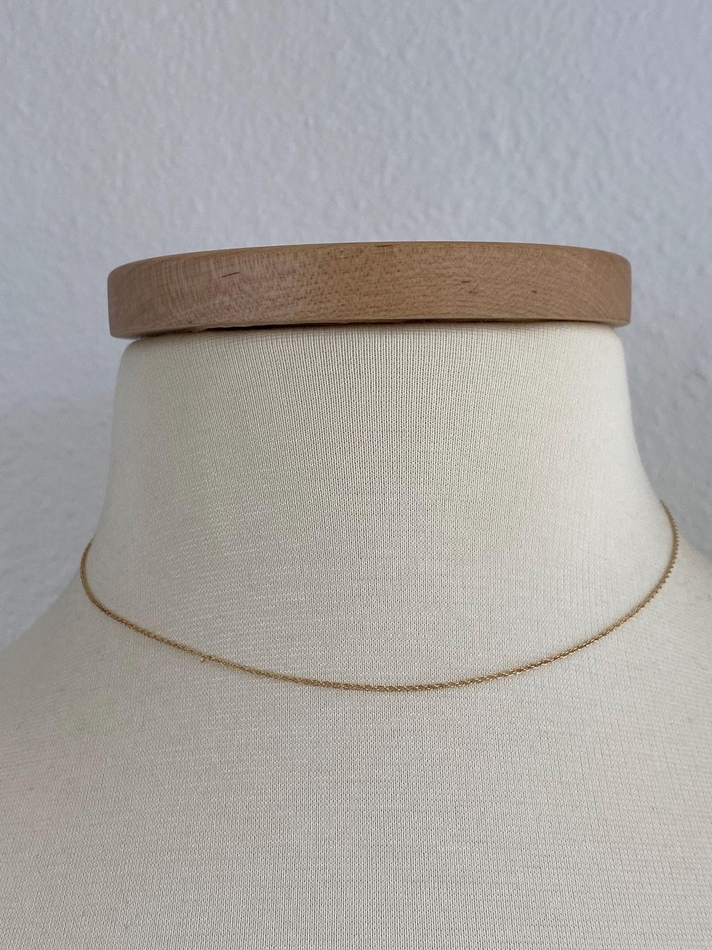 Vintage Solid 14k Yellow Gold Dainty Chain Necklace - 15.25 inches