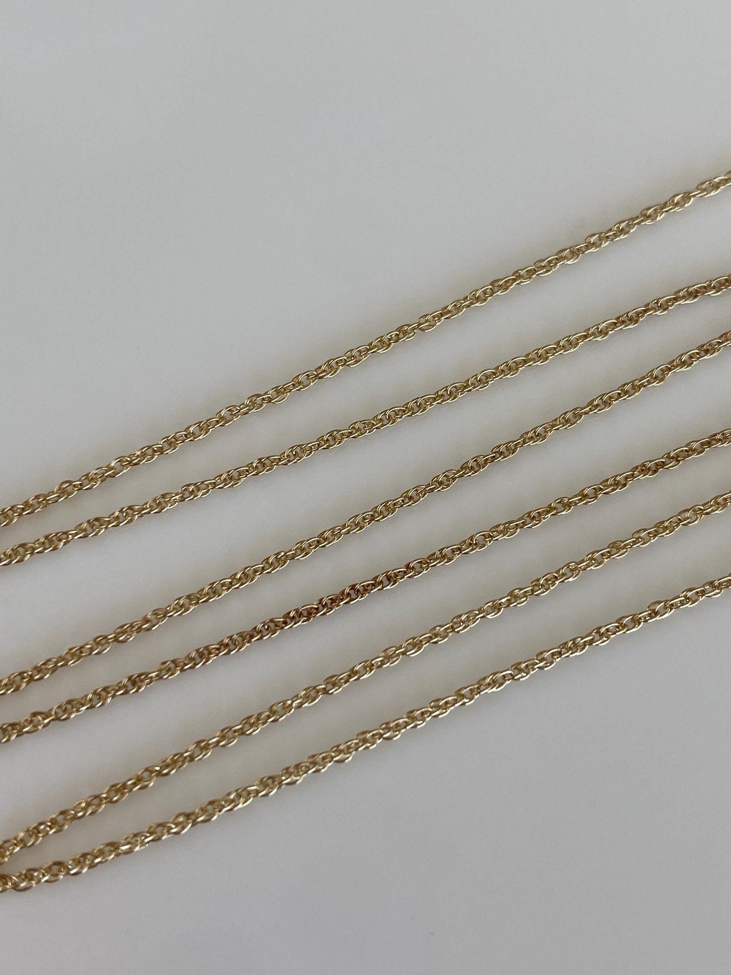 Vintage Solid 14k Yellow Gold Dainty Chain Necklace - 15.25 inches