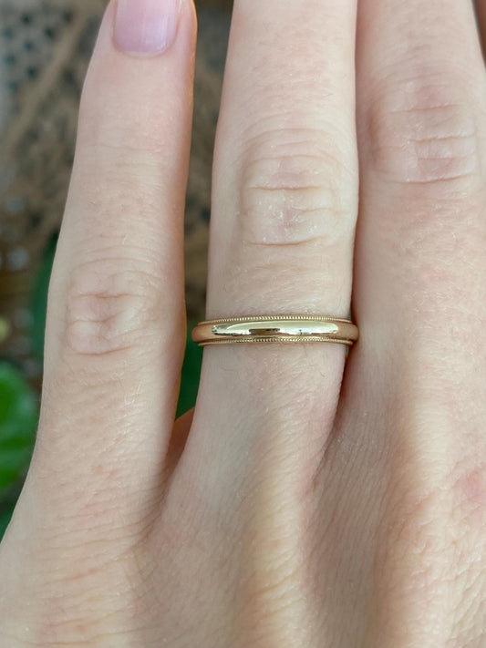 Vintage Solid 14k Yellow Gold Slim Miligrain Ring Band - Size 5.25