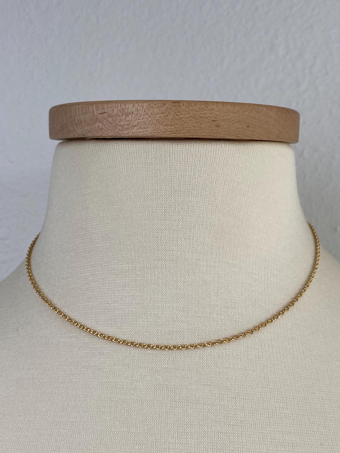Vintage Solid 14k Yellow Gold Twisted Cable Chain Necklace - 16 inches