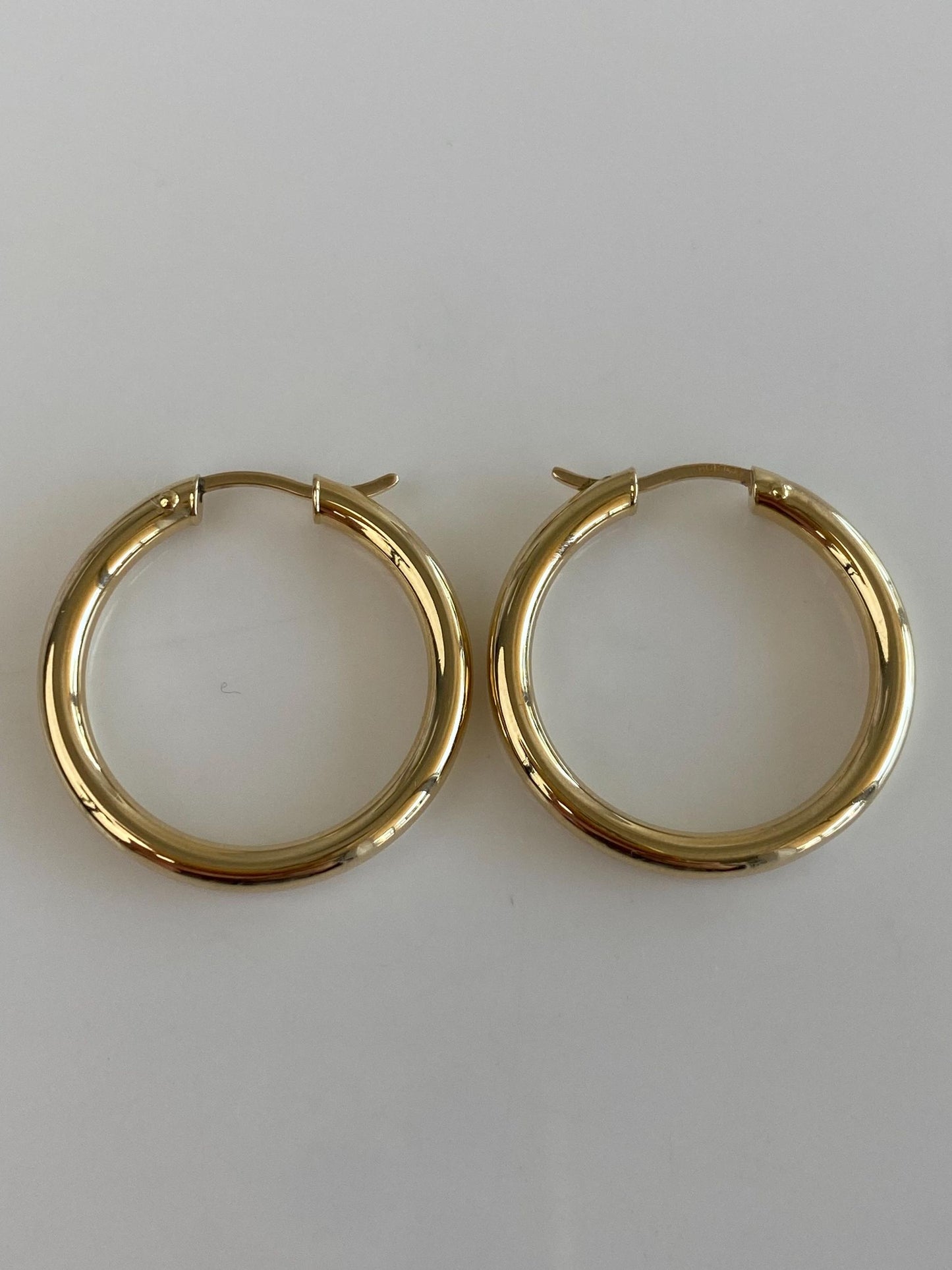 Vintage 14k Yellow Gold Hoop Earrings