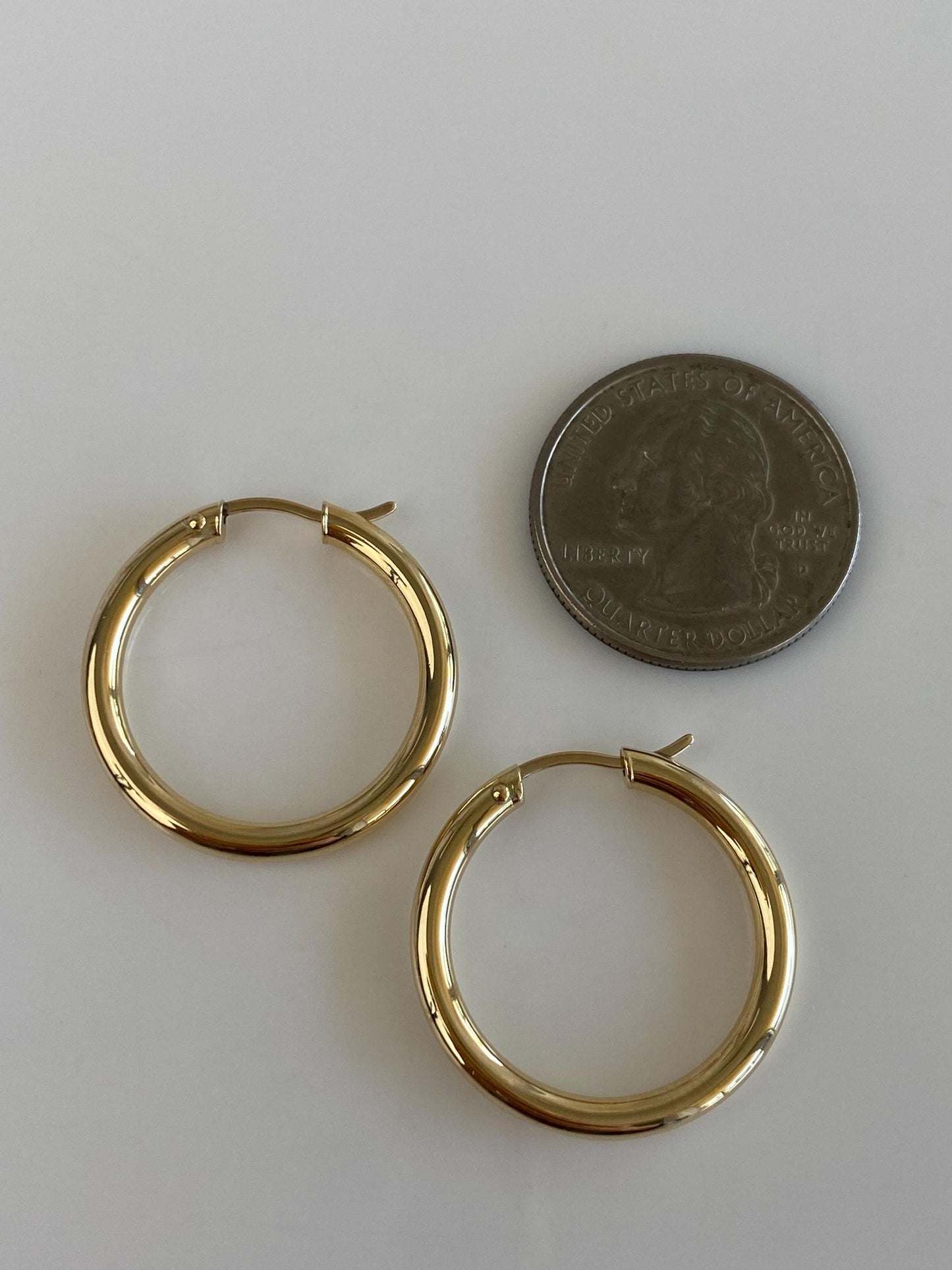 Vintage 14k Yellow Gold Hoop Earrings