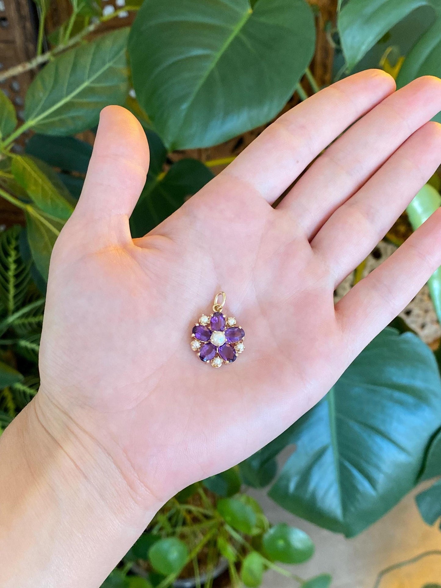 Vintage Solid 14k Yellow Gold Amethyst Pearls Charm