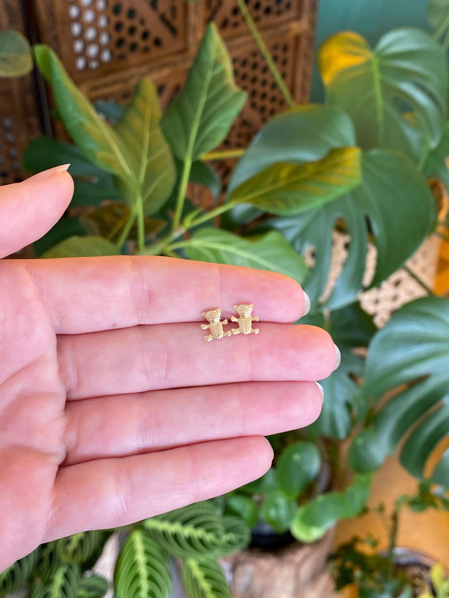 Vintage Solid 14k Yellow Gold Teddy Bear Stud Earrings
