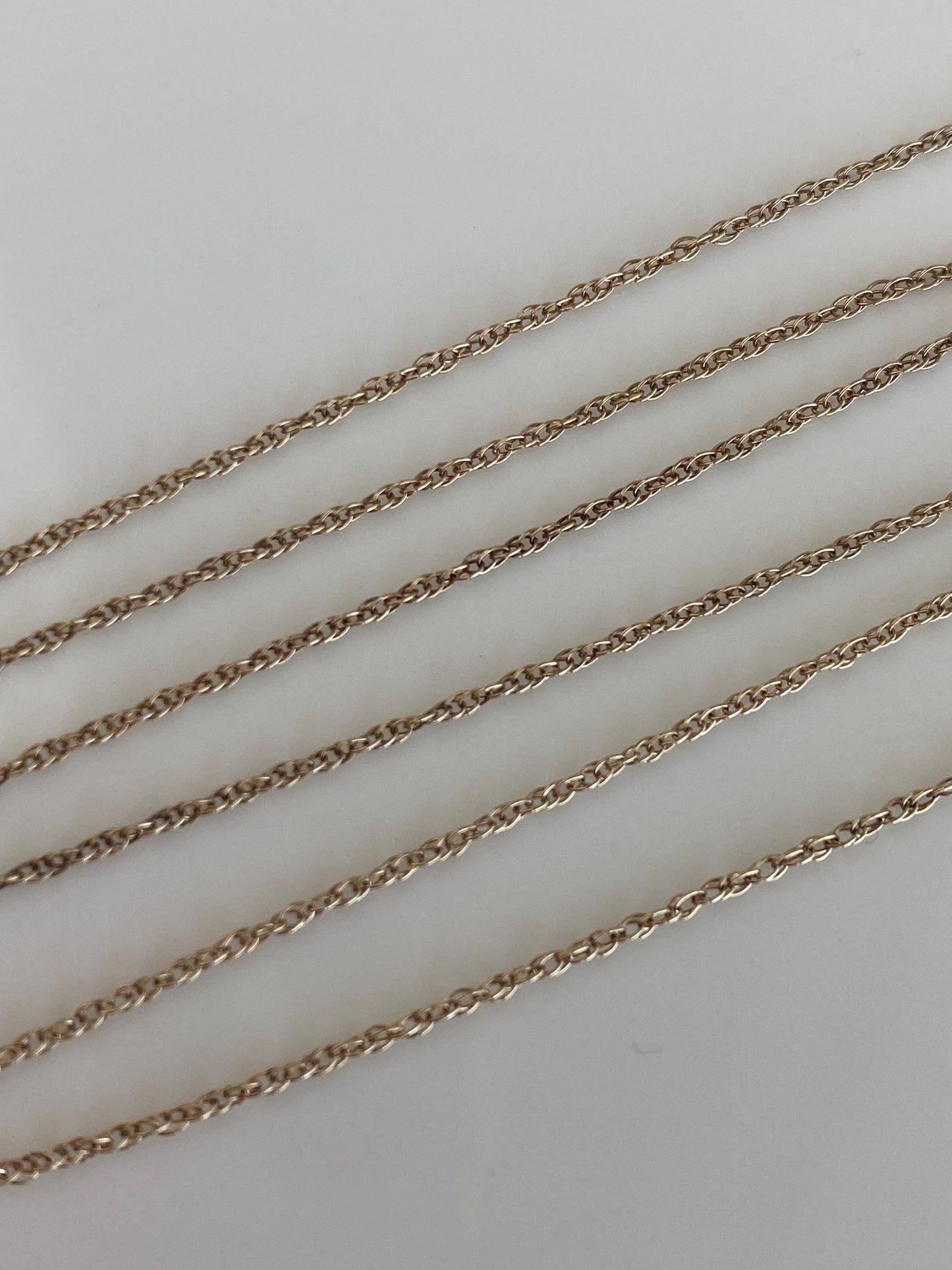 Vintage Solid 10k Yellow Gold Dainty Chain Necklace - 18 inches