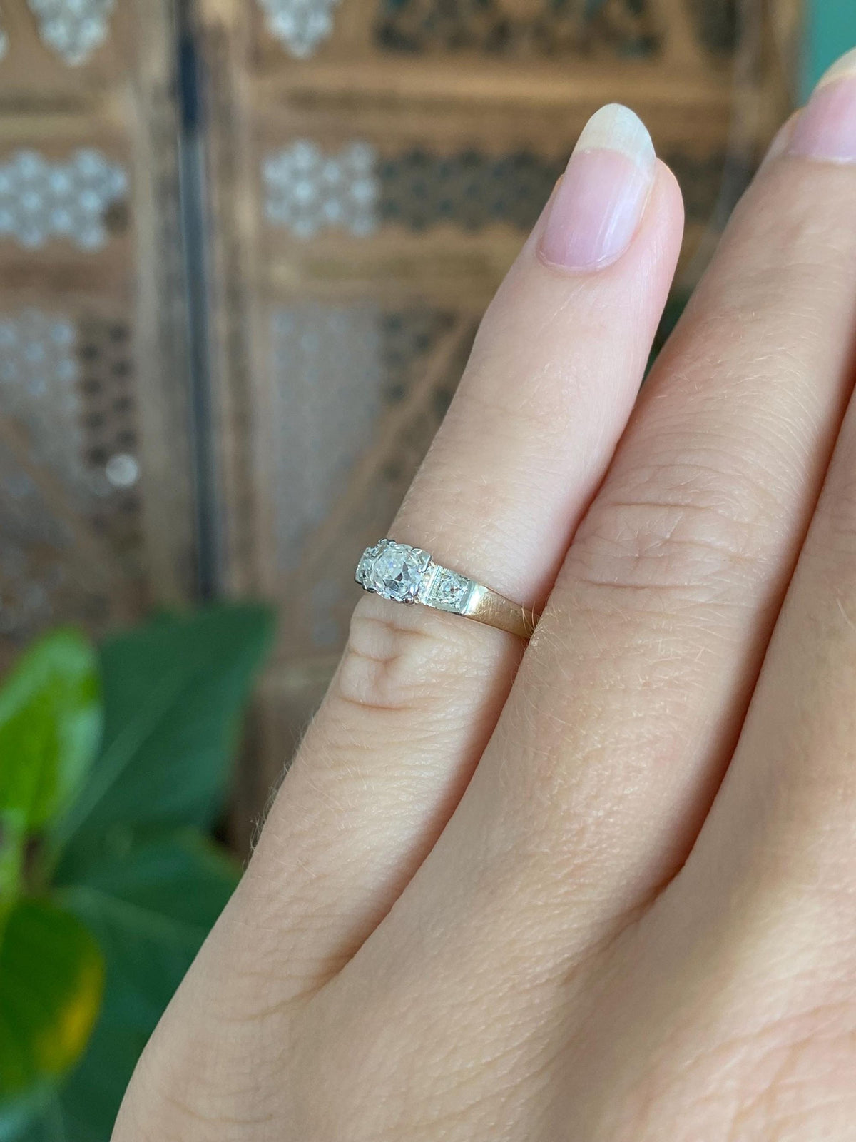 Vintage Solid 14k White & Yellow Gold Old Mine Cut Diamond and Clear Sapphire Ring - Size 2.75