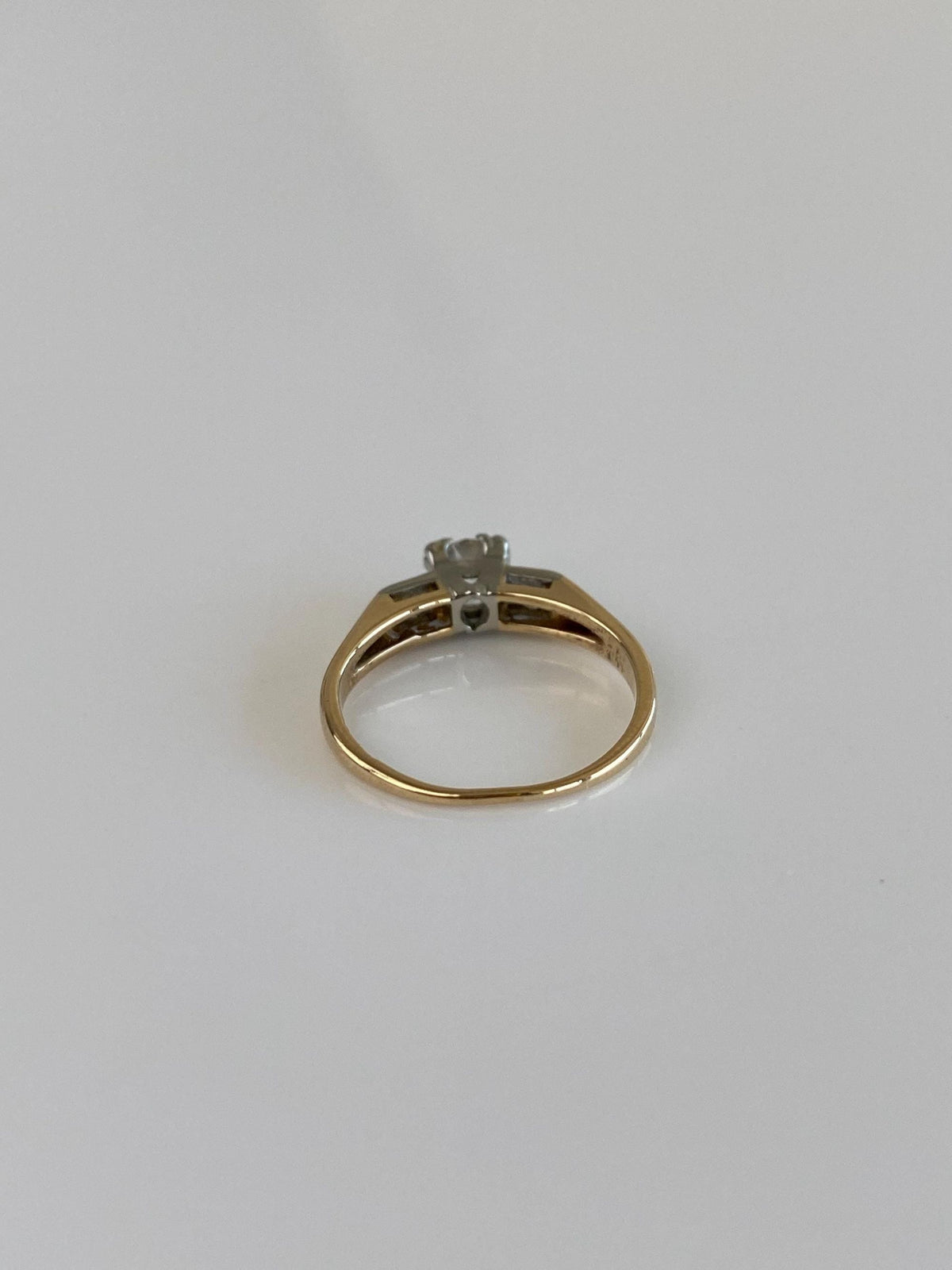 Vintage Solid 14k White & Yellow Gold Old Mine Cut Diamond and Clear Sapphire Ring - Size 2.75