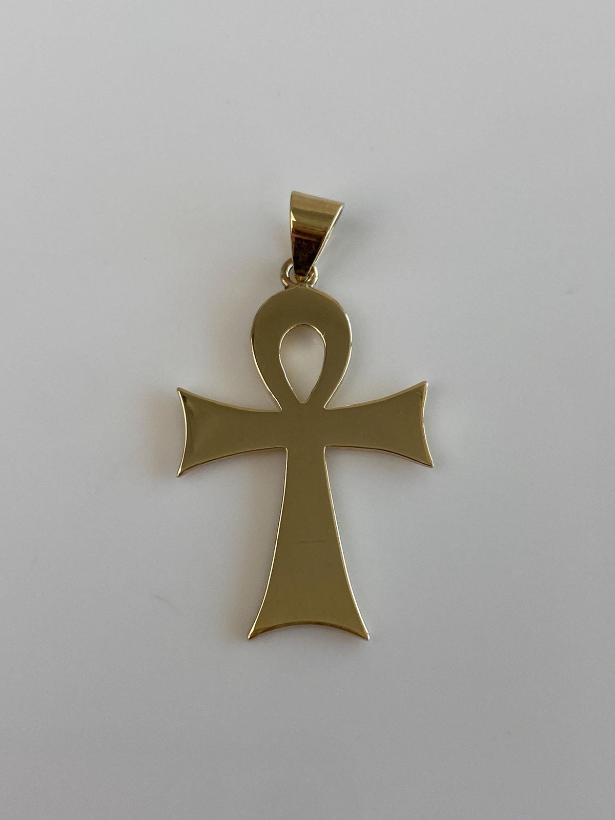Vintage Solid 10k Yellow Gold Ankh Charm