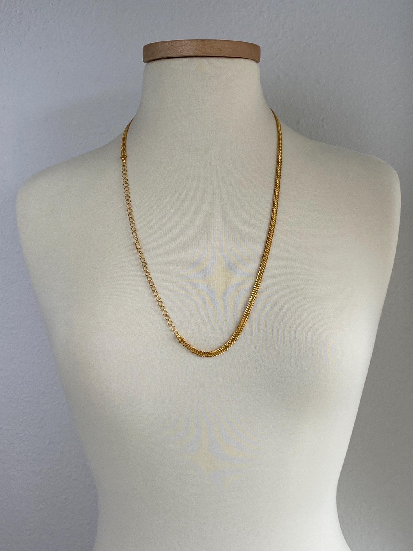 Vintage Solid 22k Yellow Gold Woven Chain Necklace - 28.75 inches