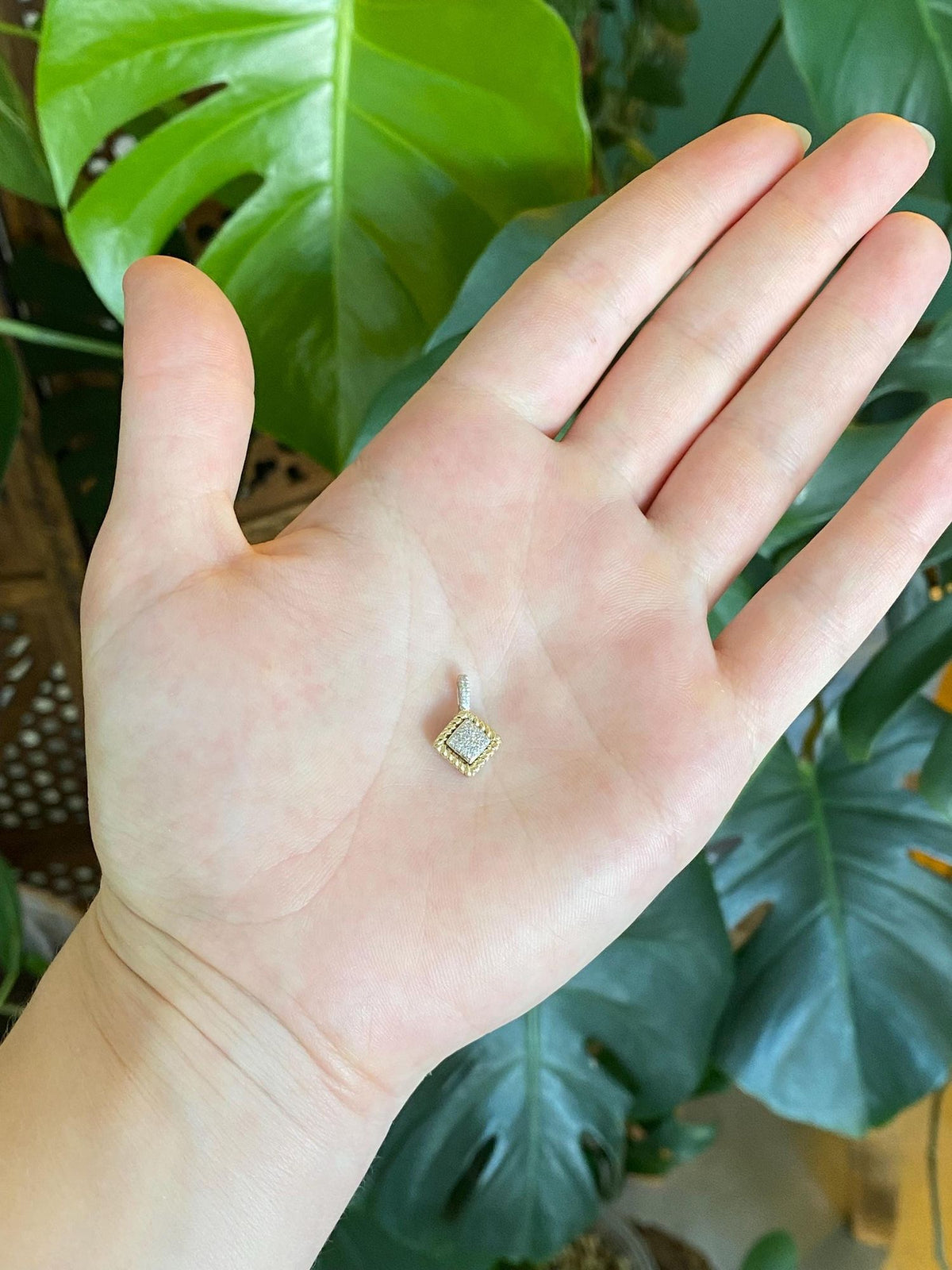Vintage Solid 14k White & Yellow Gold Diamonds Charm