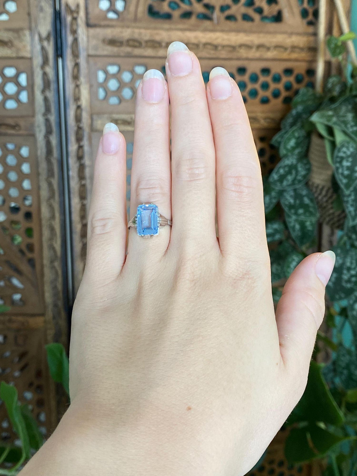 Vintage Solid 14k White Gold Light Blue Spinel Ring - Size 6.5